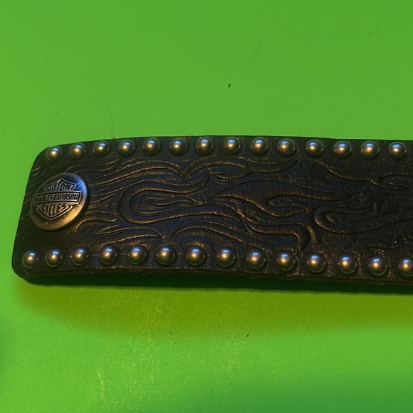 Harley Davidson Cuff - Picture 9 of 11